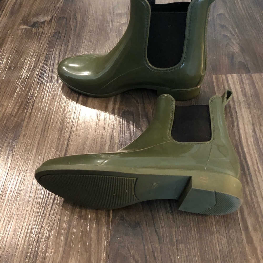 J. Crew Chelsea rain boots / size 6